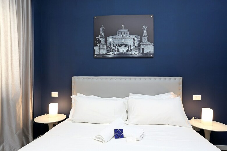 Hotel S Suites In Rome