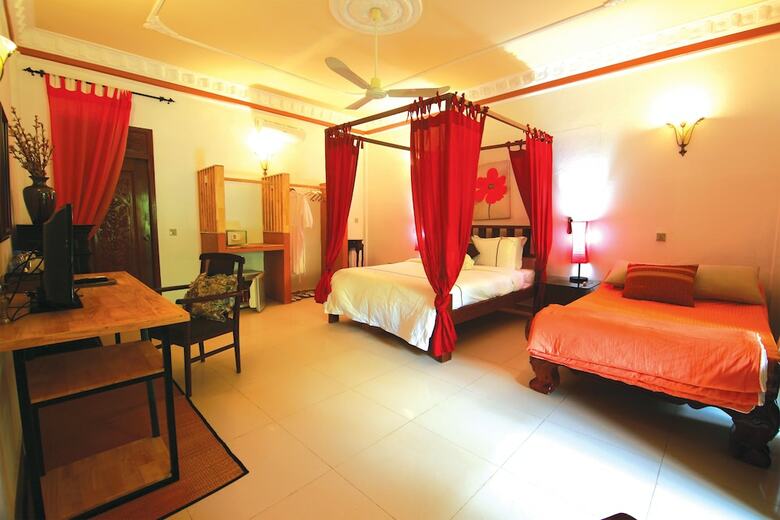 Hotel Tropical Hill Kep
