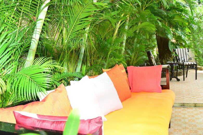 Hotel Tropical Hill Kep