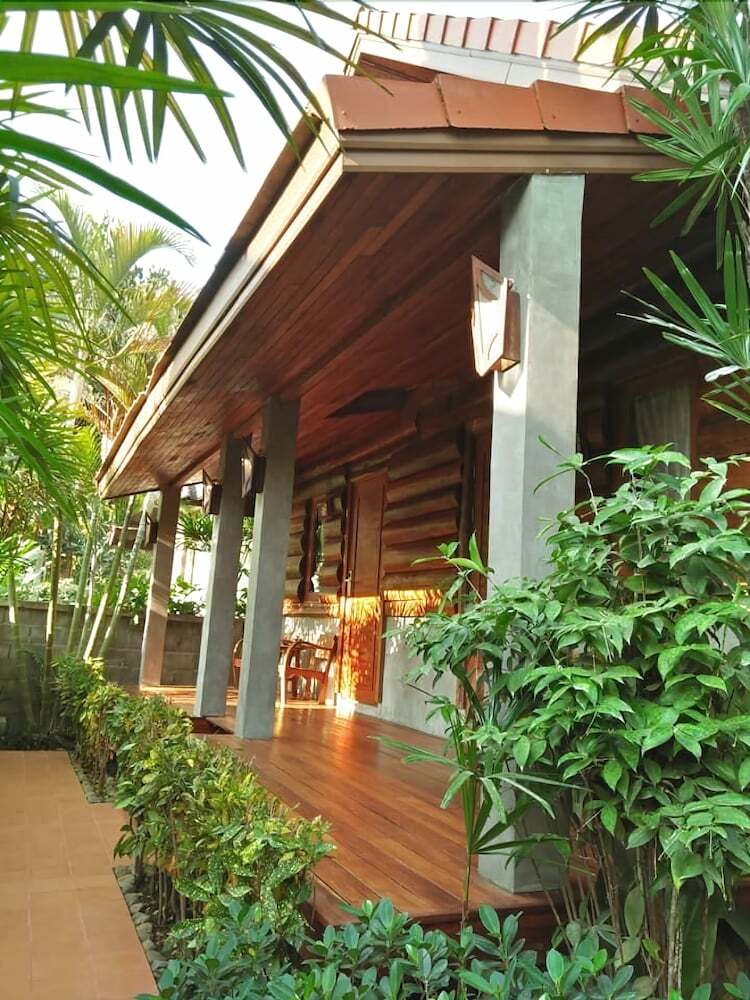 Hotel Yotaka Pai