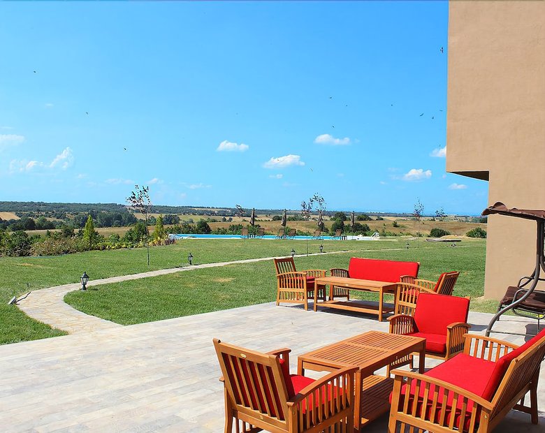 Bakucha Vineyard Hotel & Spa