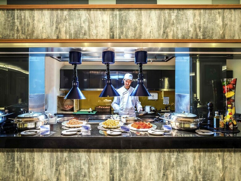 Apartamento Novotel Phuket Karon Beach Resort And Spa
