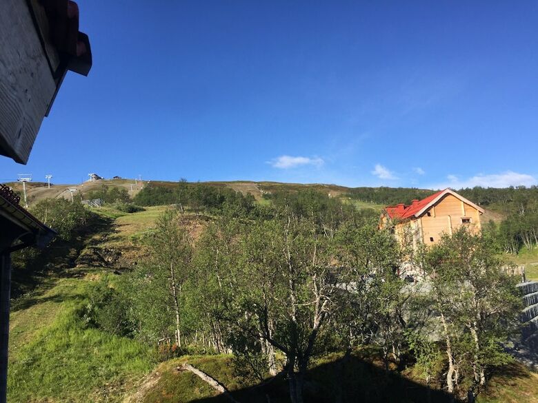 Posada Iskuben I Hamra