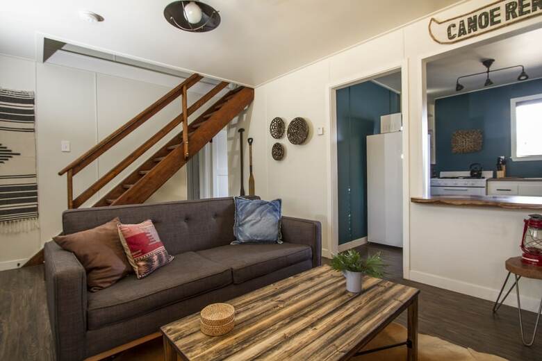 Cabana Noon Lodge At Mallard Bay