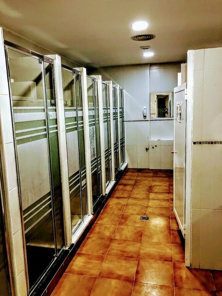 Hostal Torremolinos Hostel