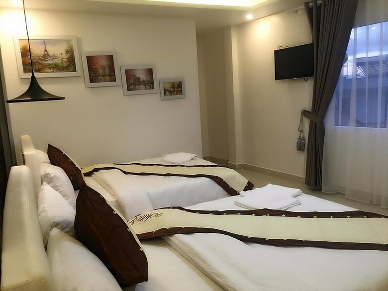 White Star Hotel