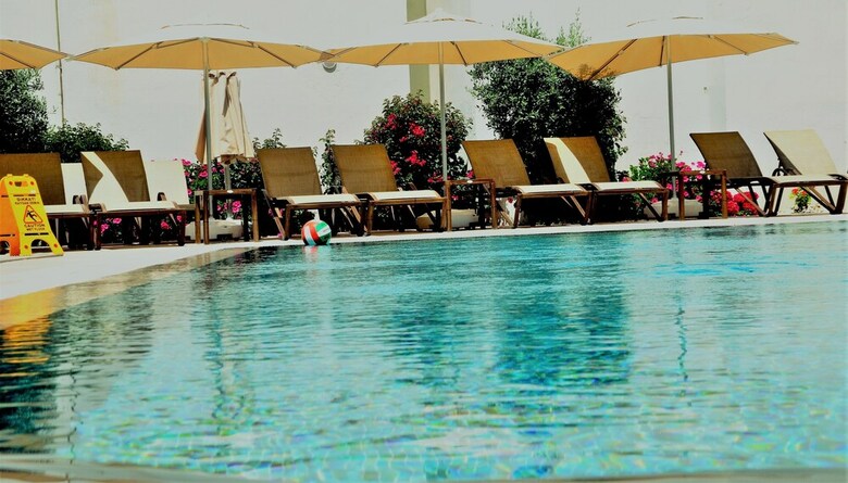 Olivias Group Hotel