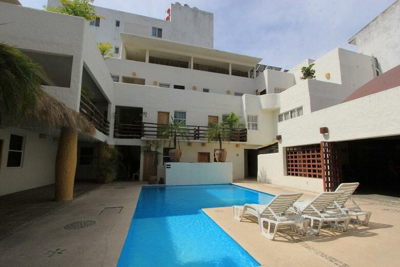 Hotel Plaza Tangolunda