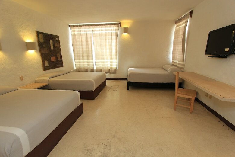 Hotel Plaza Tangolunda