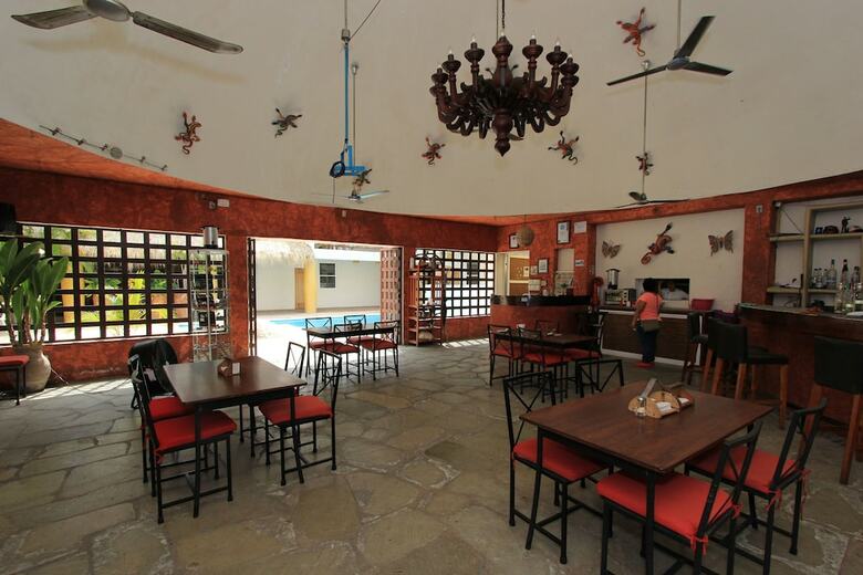 Hotel Plaza Tangolunda