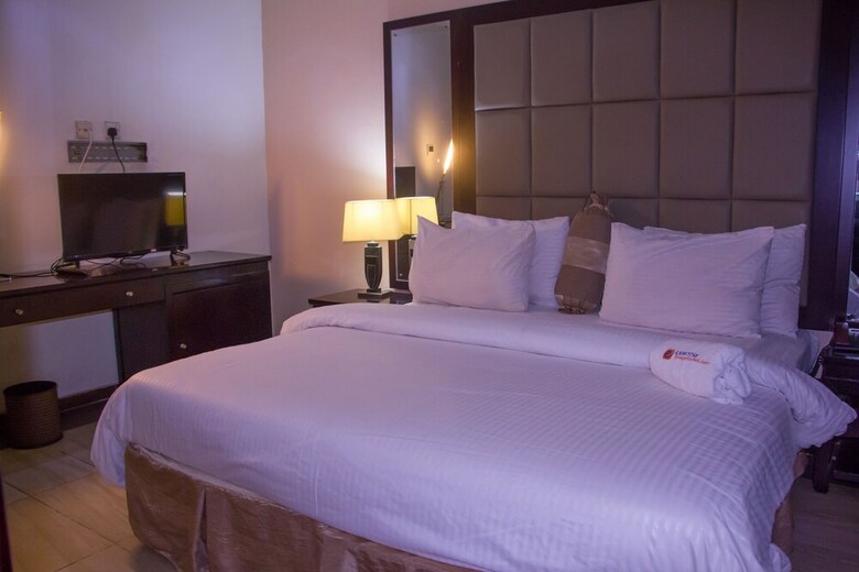 Excel Oriental Hotel And Suites
