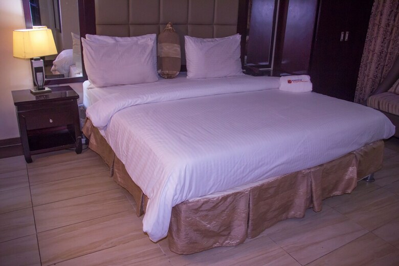 Excel Oriental Hotel And Suites