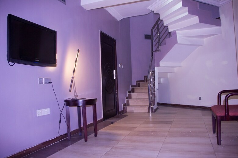 Excel Oriental Hotel And Suites