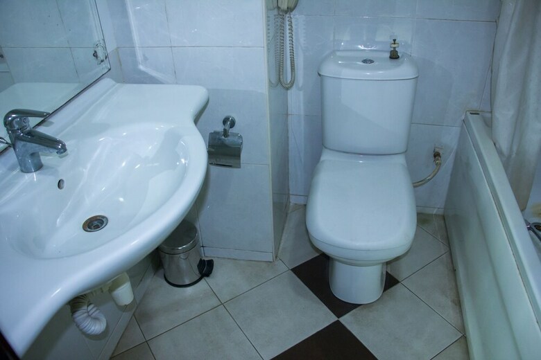 Excel Oriental Hotel And Suites