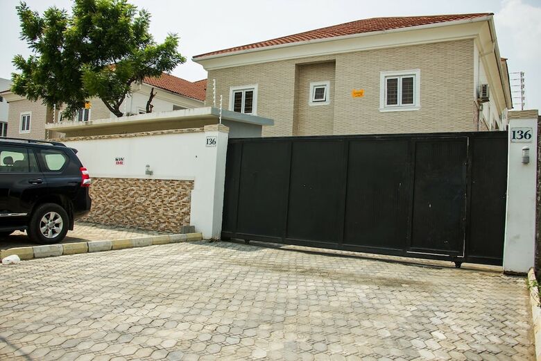 Ken Kol Apartments And Suites