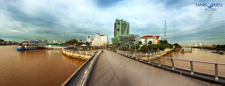 Ninh Kieu Riverside Hotel