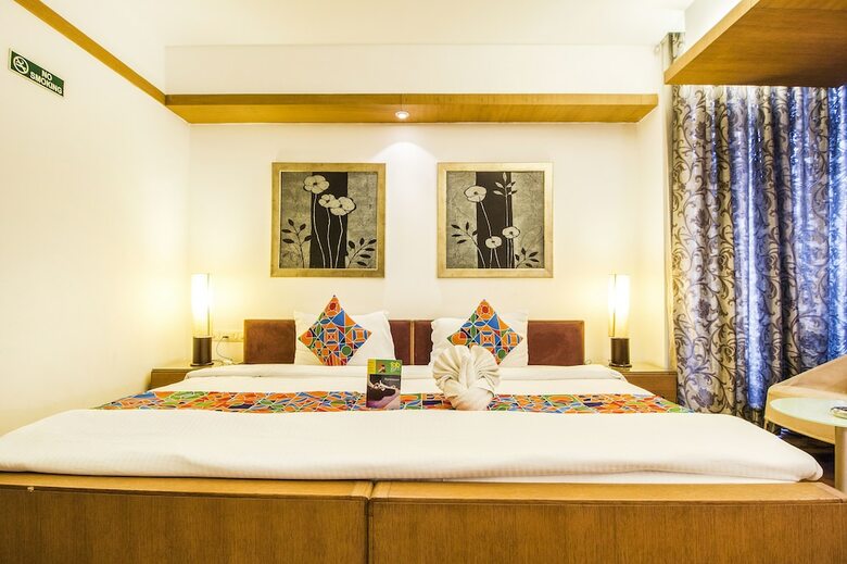 Fabhotel Raj Darbar Iffco