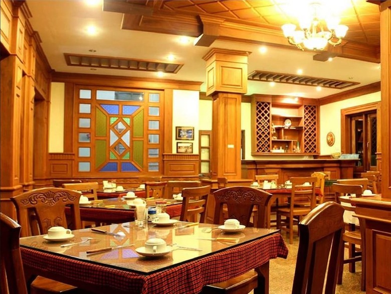 Mr. Charles Hotel