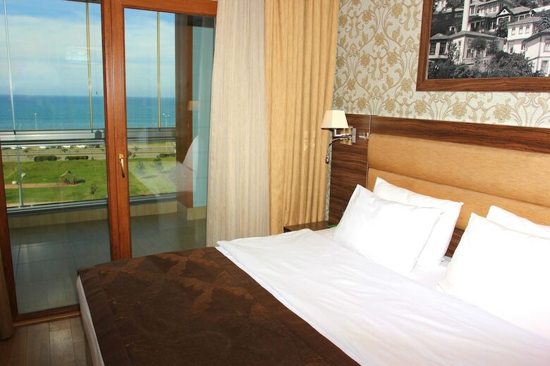 Panagia Suite Hotel