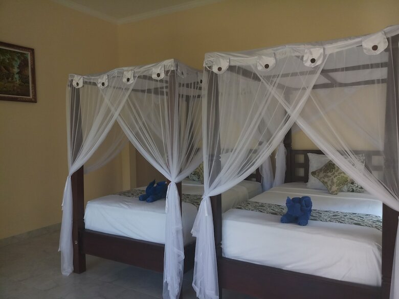 Hotel Bintang Beach Villas