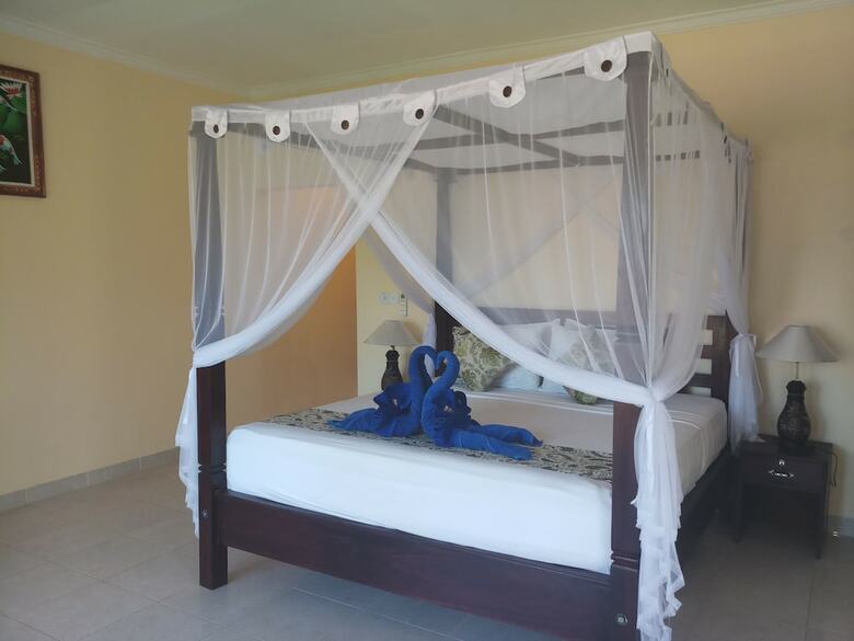 Hotel Bintang Beach Villas