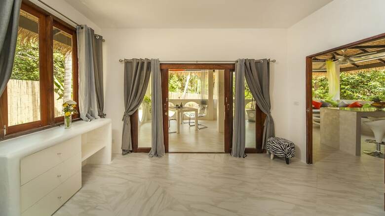 Sand Shine Villa