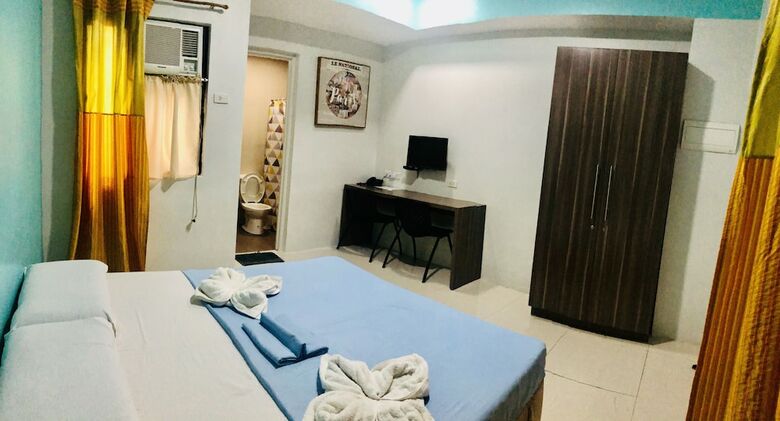 Hotel Rf Suites