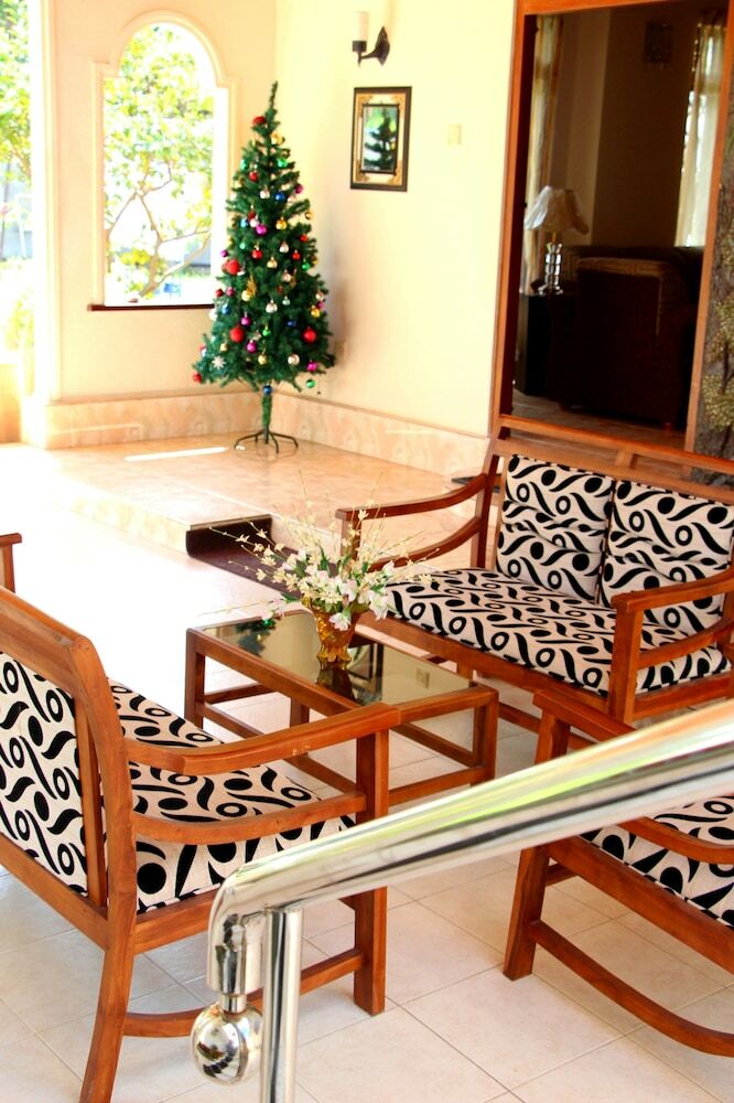 Bed & Breakfast Holiday Fashion Inn
