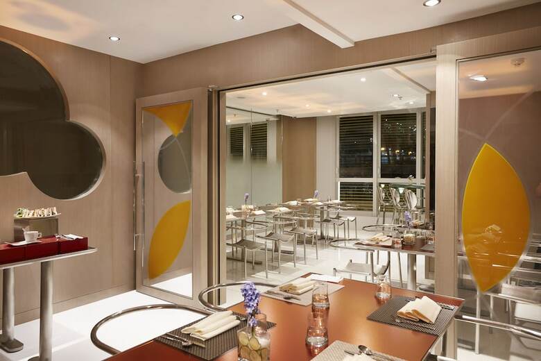 Le Petit Rosedale Hotel Hong Kong