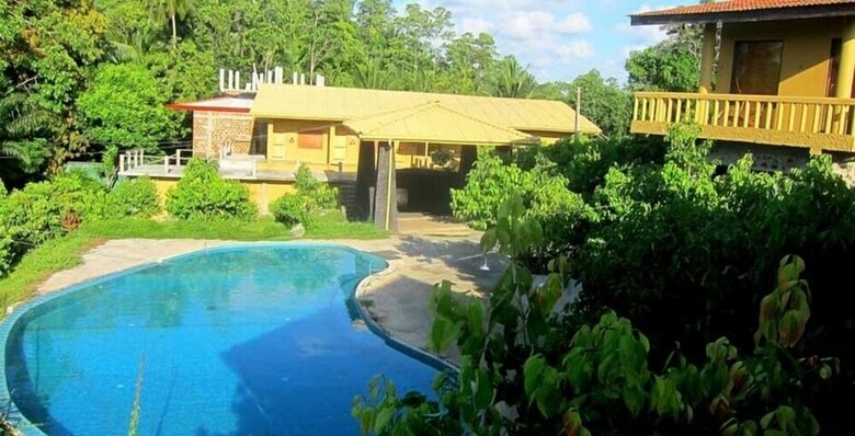 Hotel Shiny Lakeside Resort