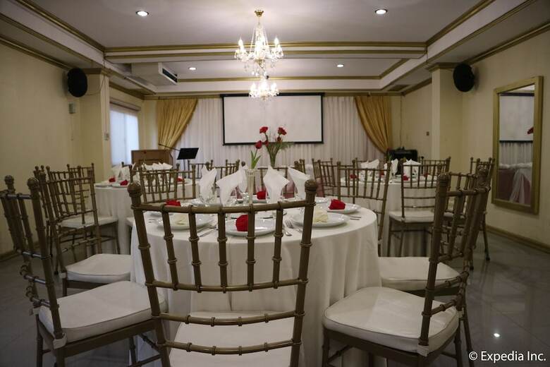 Spring Plaza Hotel