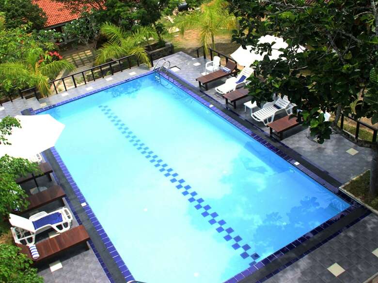 Hotel Fort Edge Retreat