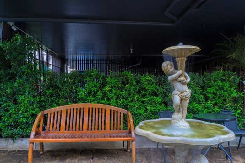 Hotel R1 Boutique Serviced Apartment