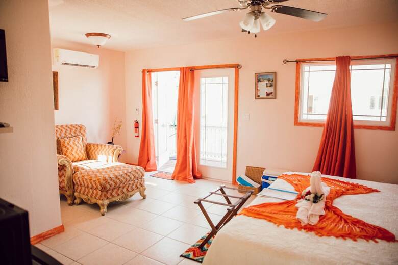 Villa Embrace Resort