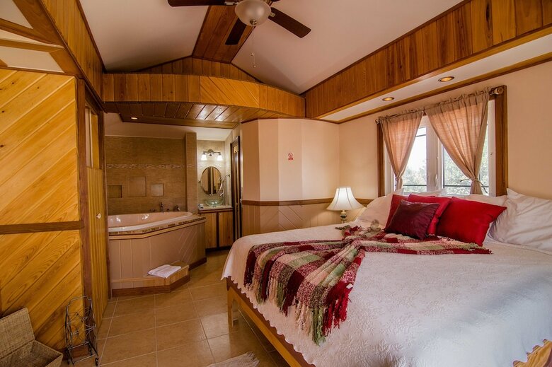 Villa Embrace Resort