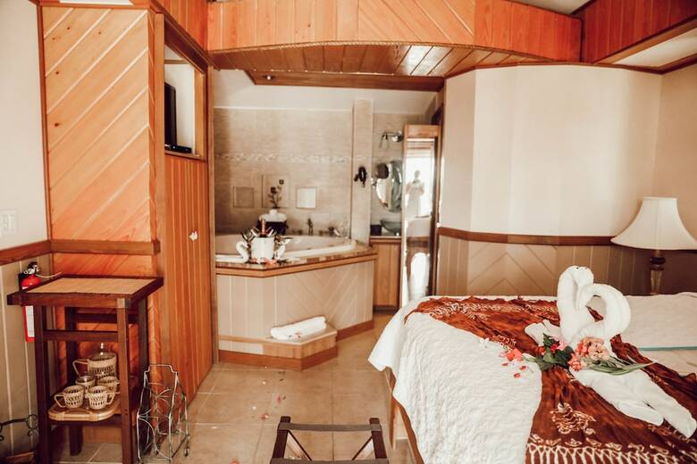 Villa Embrace Resort