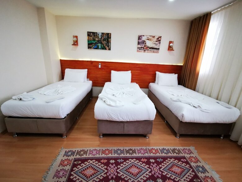 Hotel Otantik Guest House