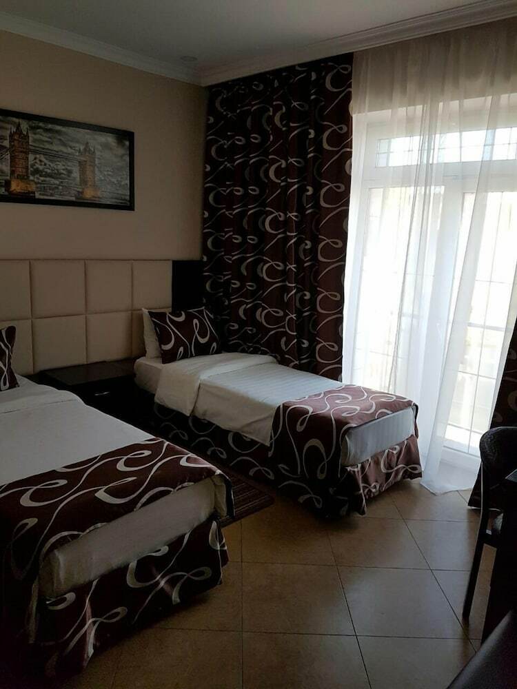 Hotel Marton Cherepovetskaya