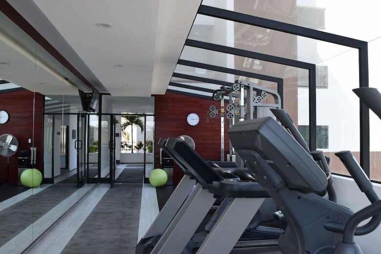 Medano Hotel And Suites