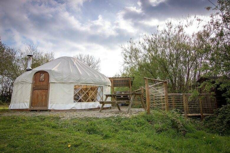 Ceridwen Glamping, Double Decker Bus And Yurts