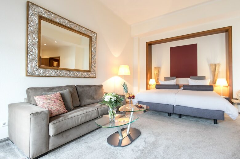 Hotel Am Rhein - Wesseling