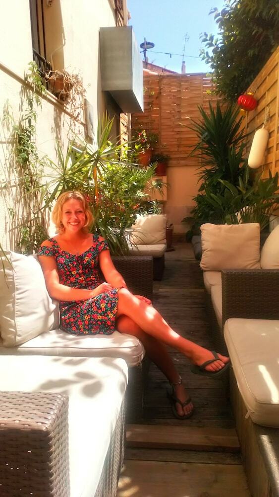Hostal Glamorgan House