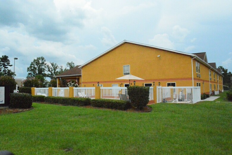 Hotel Jameson Inn - Hazlehurst