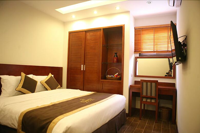 Bounty Hotel