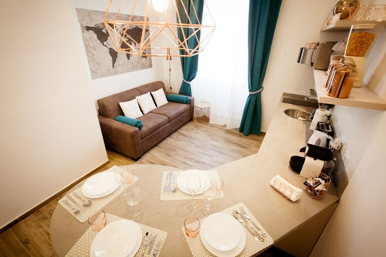 Apartments & Suites 5 Terre La Spezia