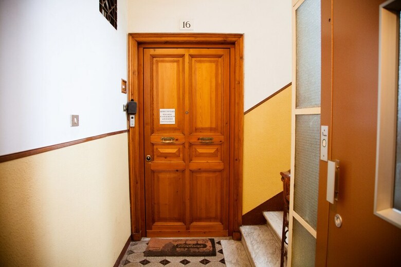 Apartments & Suites 5 Terre La Spezia