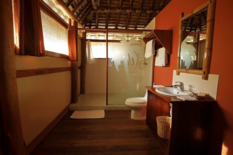 Hotel Barry's Beach Resort