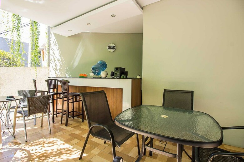 Hotel Tri Homestay Kuta