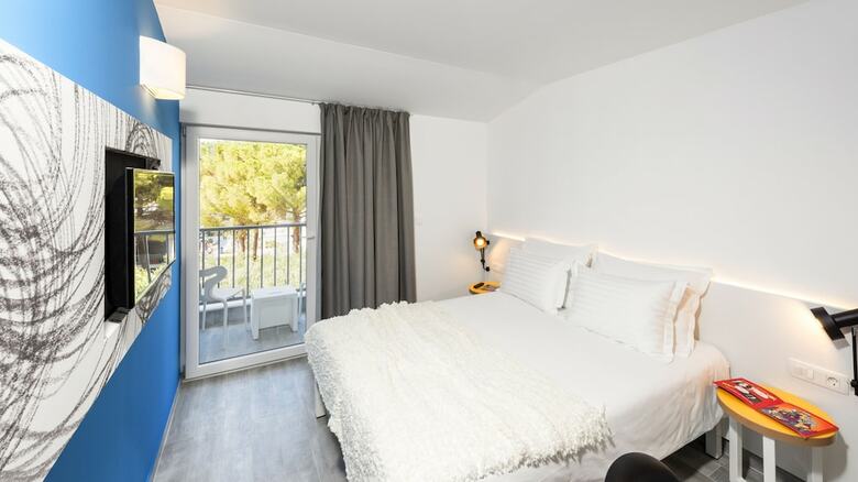 Pharos Hvar Bayhill Hotel