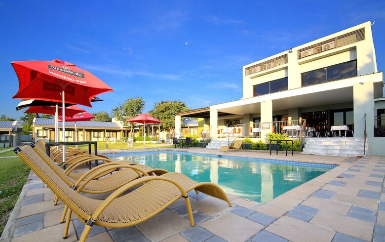 Hotel Travelodge Kasane